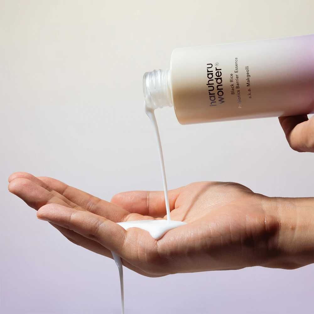 Haruharu Wonder – Black Rice Probiotics Barrier Essence (30 ml)