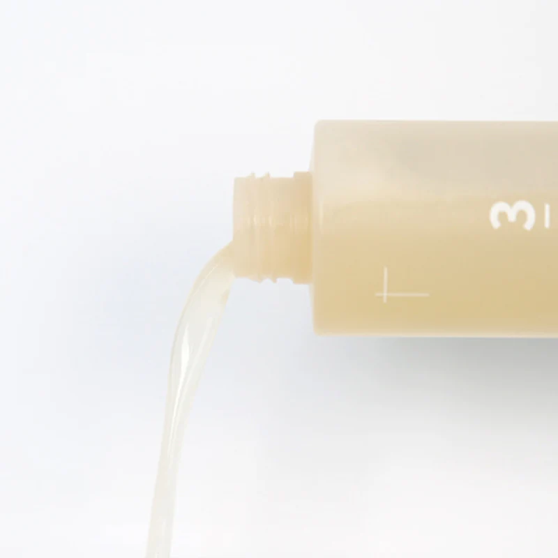 Numbuzin – No.3 Super Glowing Essence Toner (200ml)